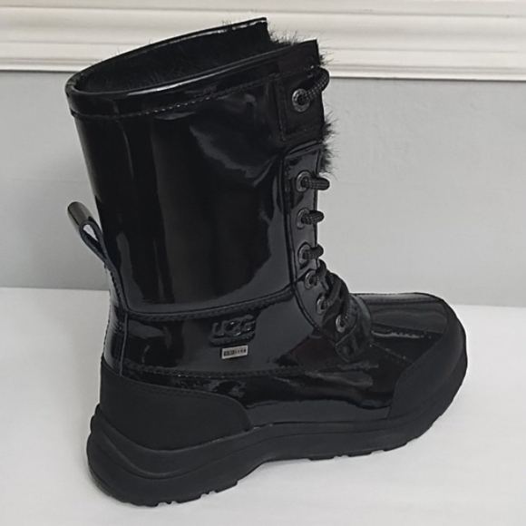 UGG Adirondack Boot lll Patent - Picture 10 of 17